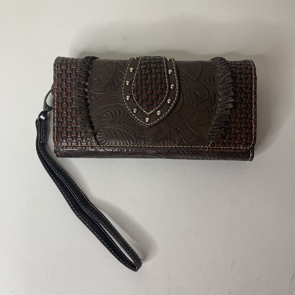 Trinity Ranch Western Embossed Collection Clutch Wallet Zip Button Faux? Leather